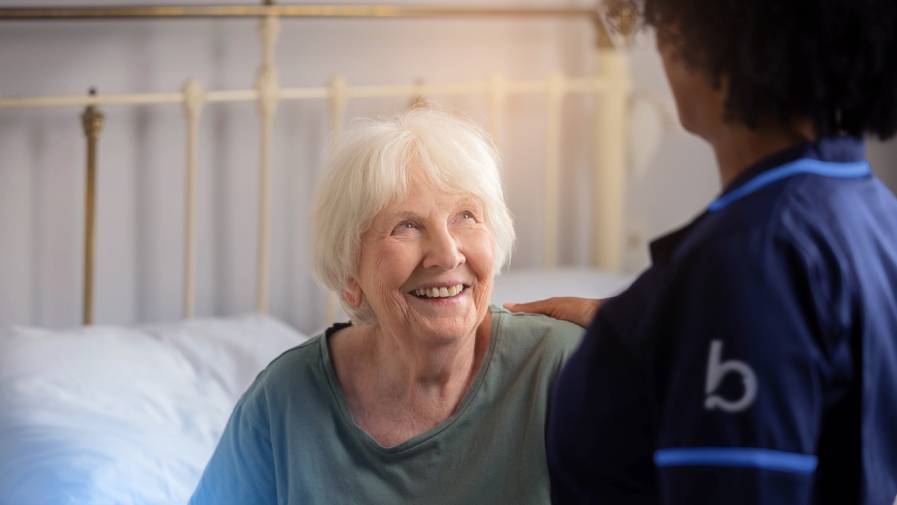 Live-in care for couples: how does it work? Onpage